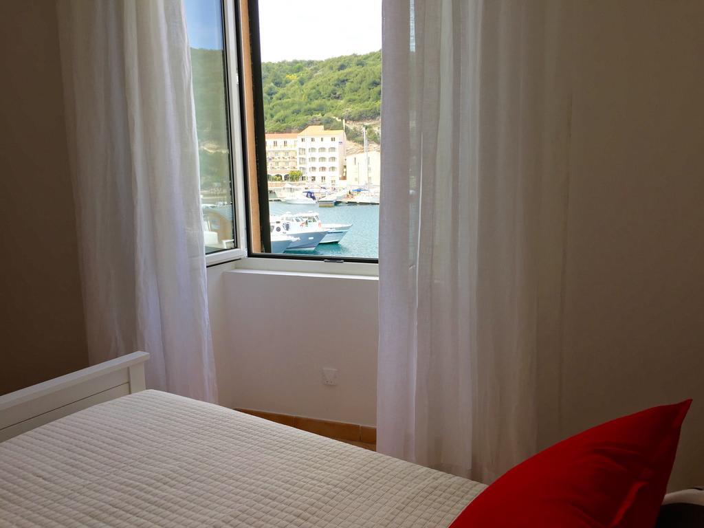 Les Appartements Du Port โบนิฟาซิโอ ภายนอก รูปภาพ